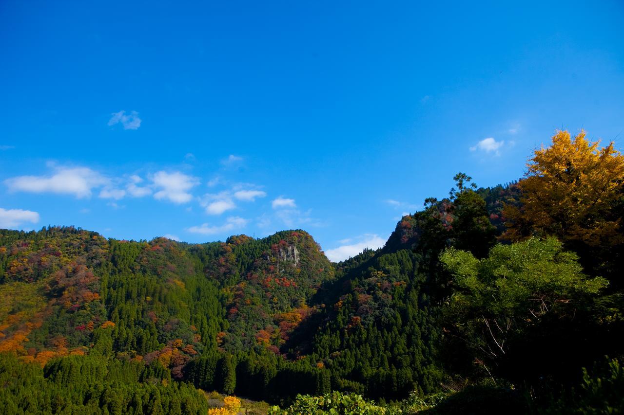 Отель Okuhita Onsen Umehibiki Экстерьер фото